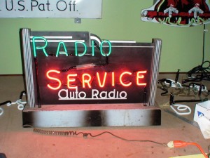 Vintage Signs // Auto Service Neon Sign