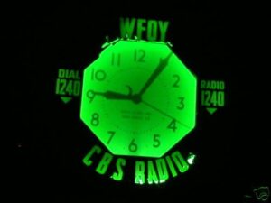 radiotvwfoy1a_small, Vintage Advertising Neon Clocks